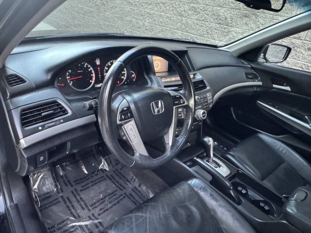 2010 Honda Accord Image 23