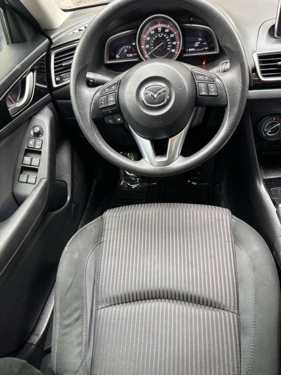 2016 Mazda Mazda3 Image 30