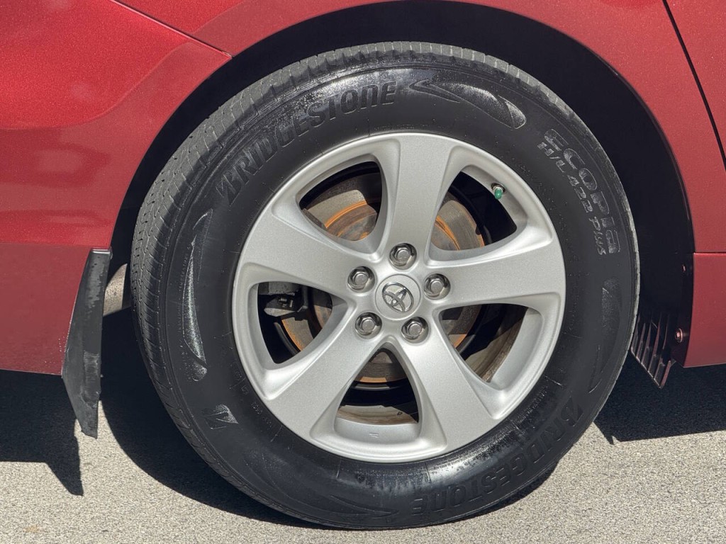 2013 Toyota Sienna Image 22