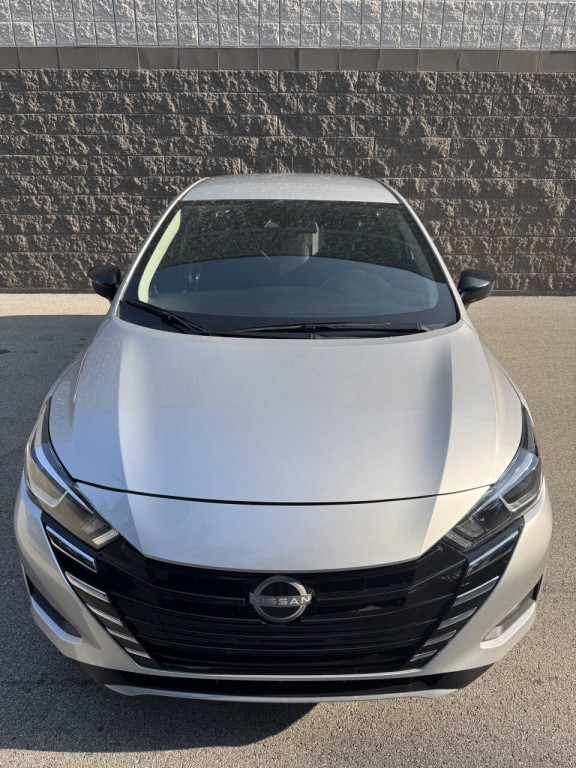 2023 Nissan Versa Image 7