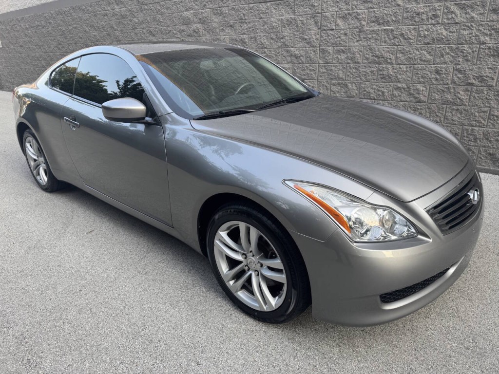 2009 INFINITI G37 Image 15