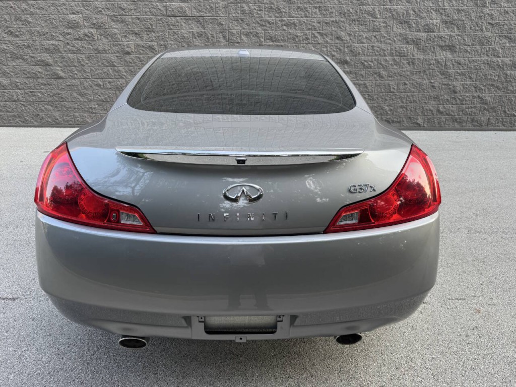 2009 INFINITI G37 Image 16