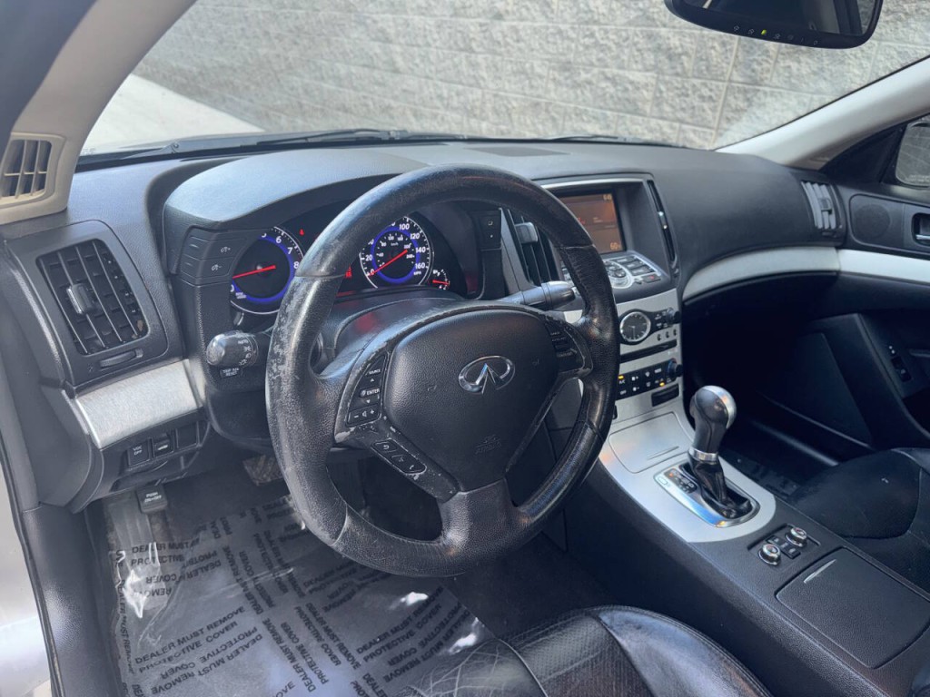 2009 INFINITI G37 Image 22
