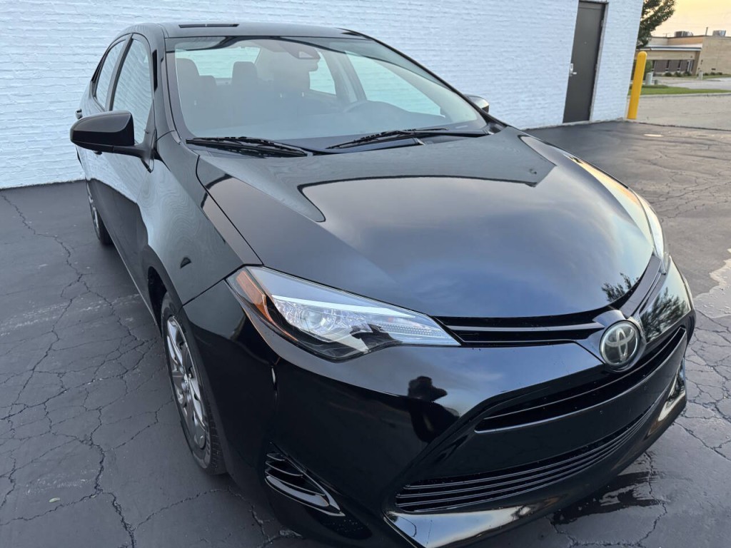 2017 Toyota Corolla Image 6