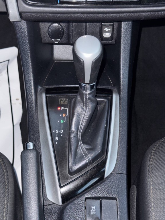 2017 Toyota Corolla Image 25