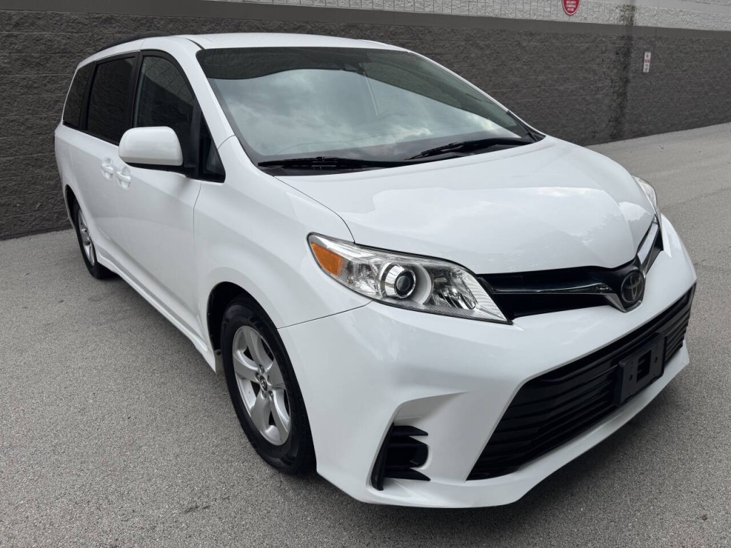 2019 Toyota Sienna Image 10