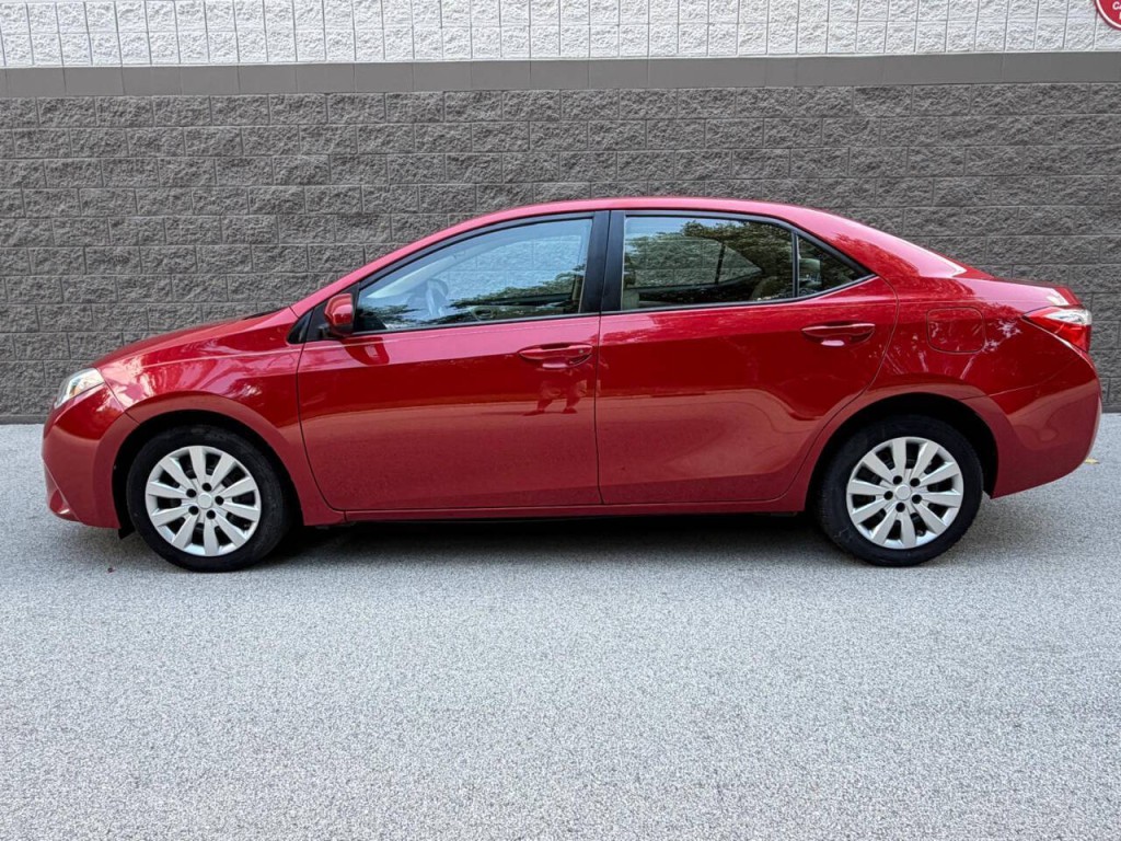 2015 Toyota Corolla Image 4