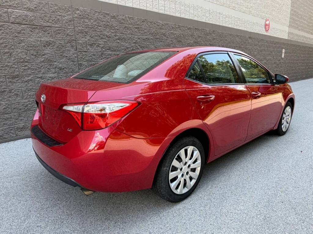 2015 Toyota Corolla Image 5