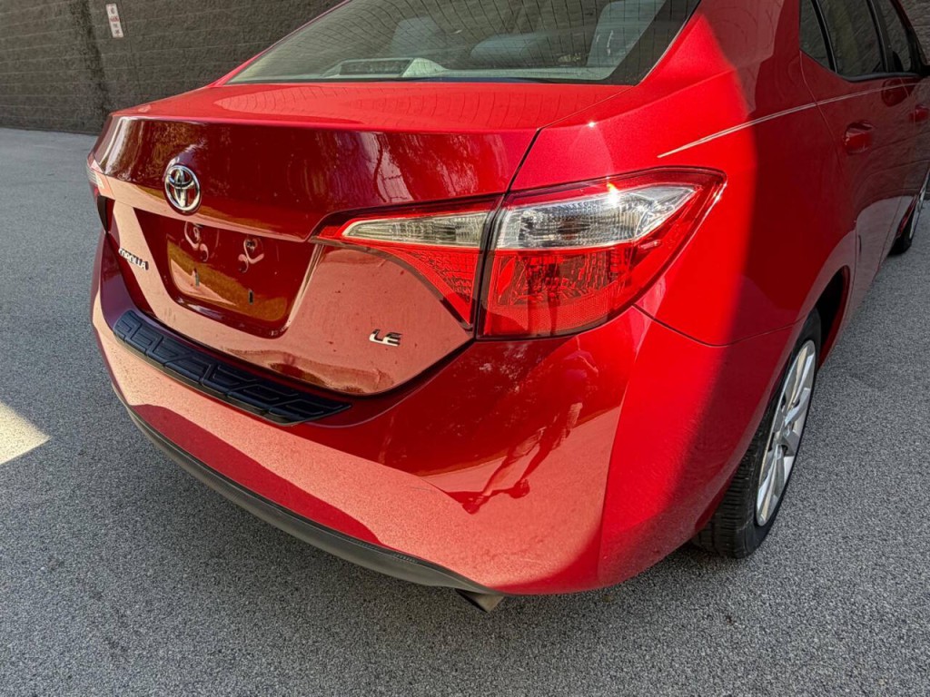 2015 Toyota Corolla Image 7