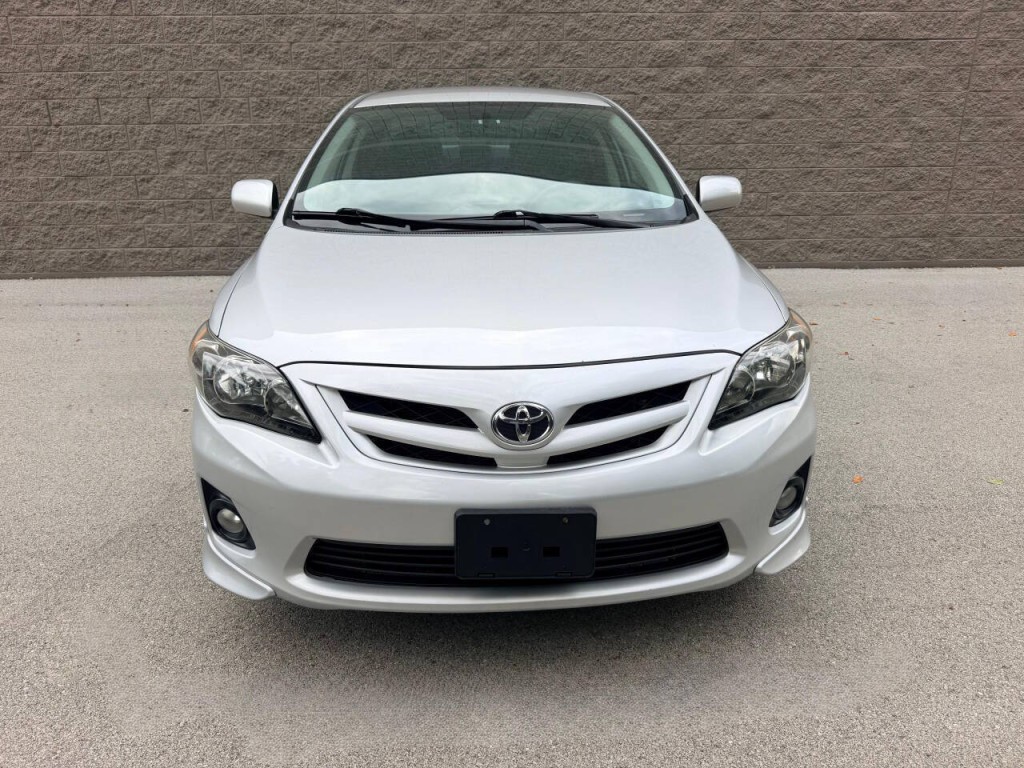 2012 Toyota Corolla Image 2