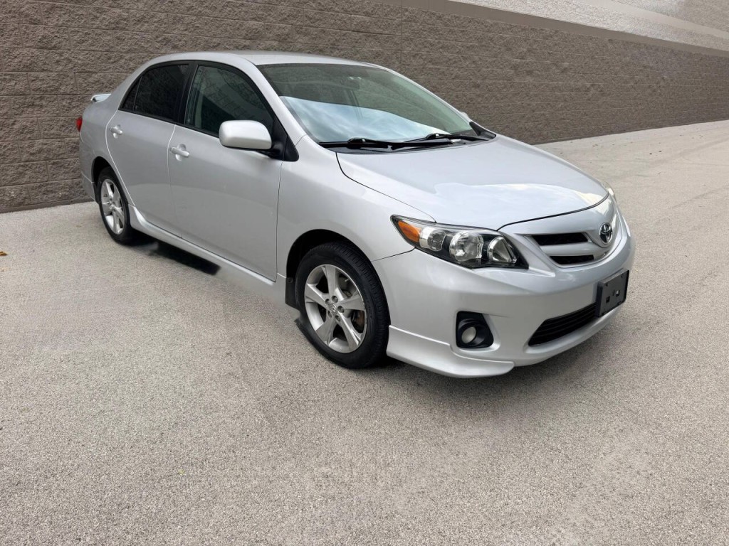 2012 Toyota Corolla Image 7