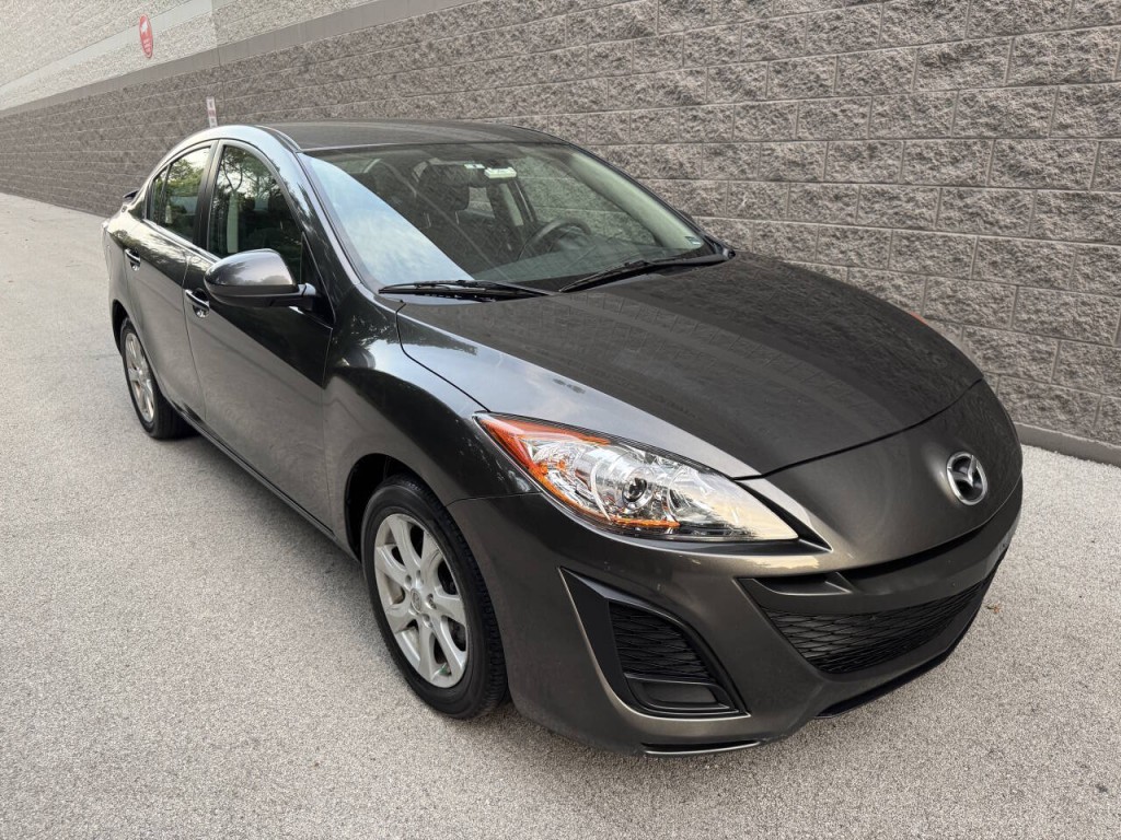 2010 Mazda Mazda3 Image 9