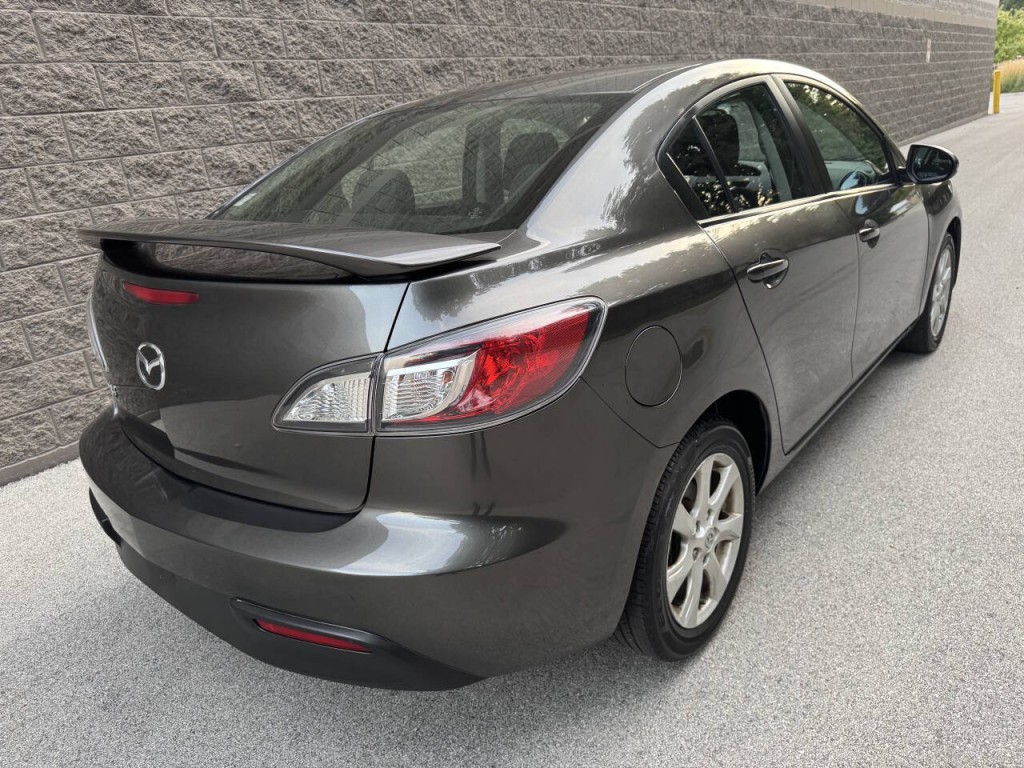 2010 Mazda Mazda3 Image 11