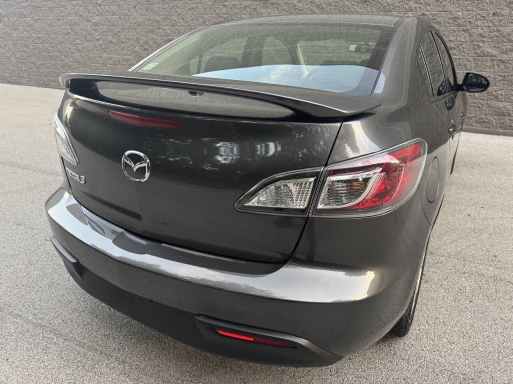 2010 Mazda Mazda3 Image 13