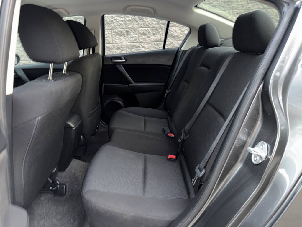 2010 Mazda Mazda3 Image 23