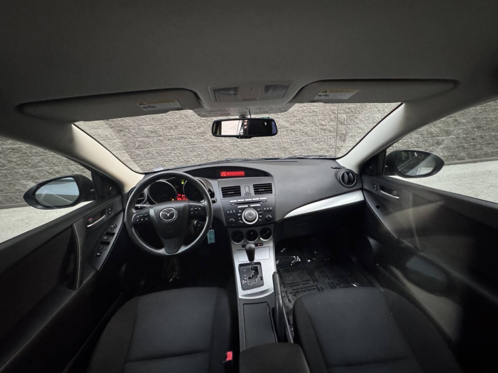 2010 Mazda Mazda3 Image 25