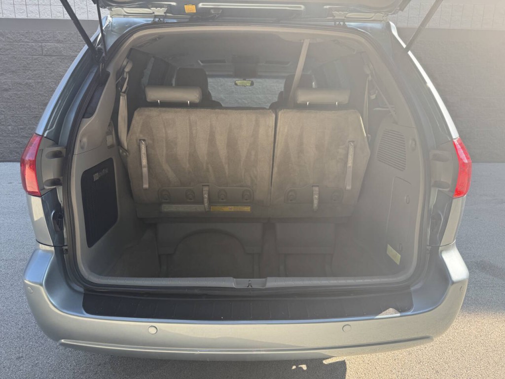 2007 Toyota Sienna Image 12