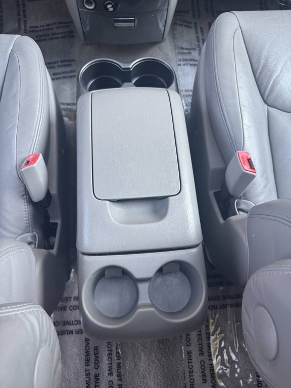 2007 Toyota Sienna Image 30
