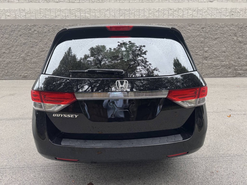 2015 Honda Odyssey Image 13