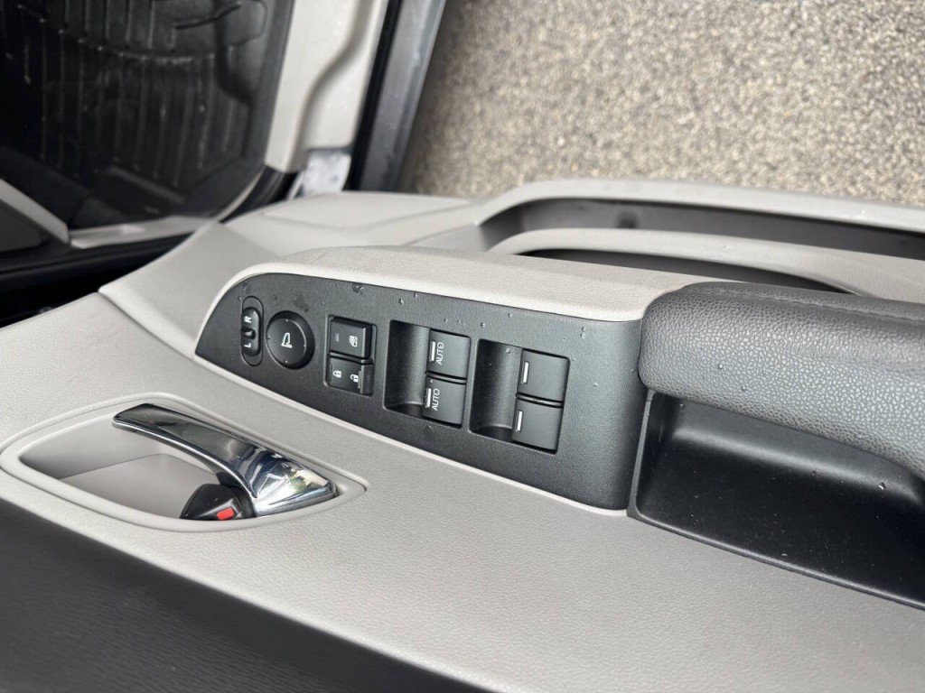 2015 Honda Odyssey Image 21