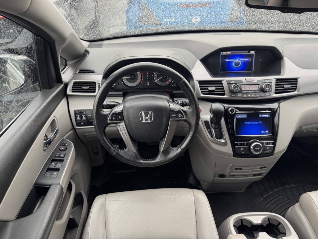2015 Honda Odyssey Image 28