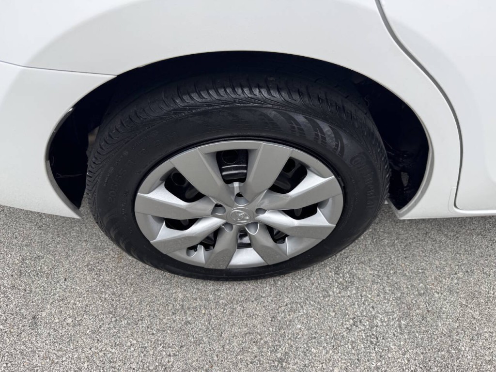 2019 Toyota Corolla Image 18