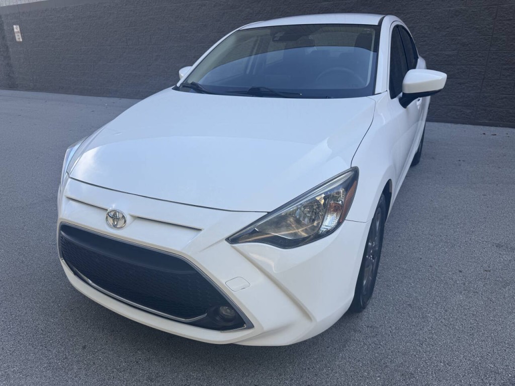 2019 Toyota Yaris Image 3
