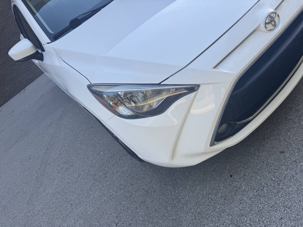 2019 Toyota Yaris Image 8