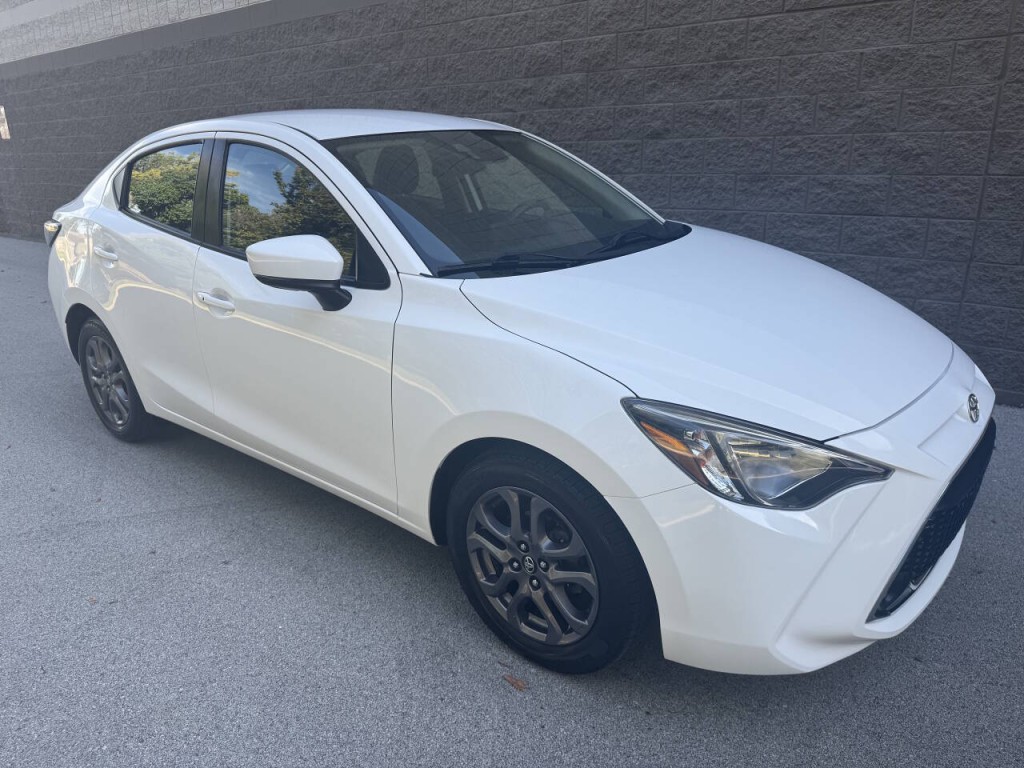 2019 Toyota Yaris Image 9