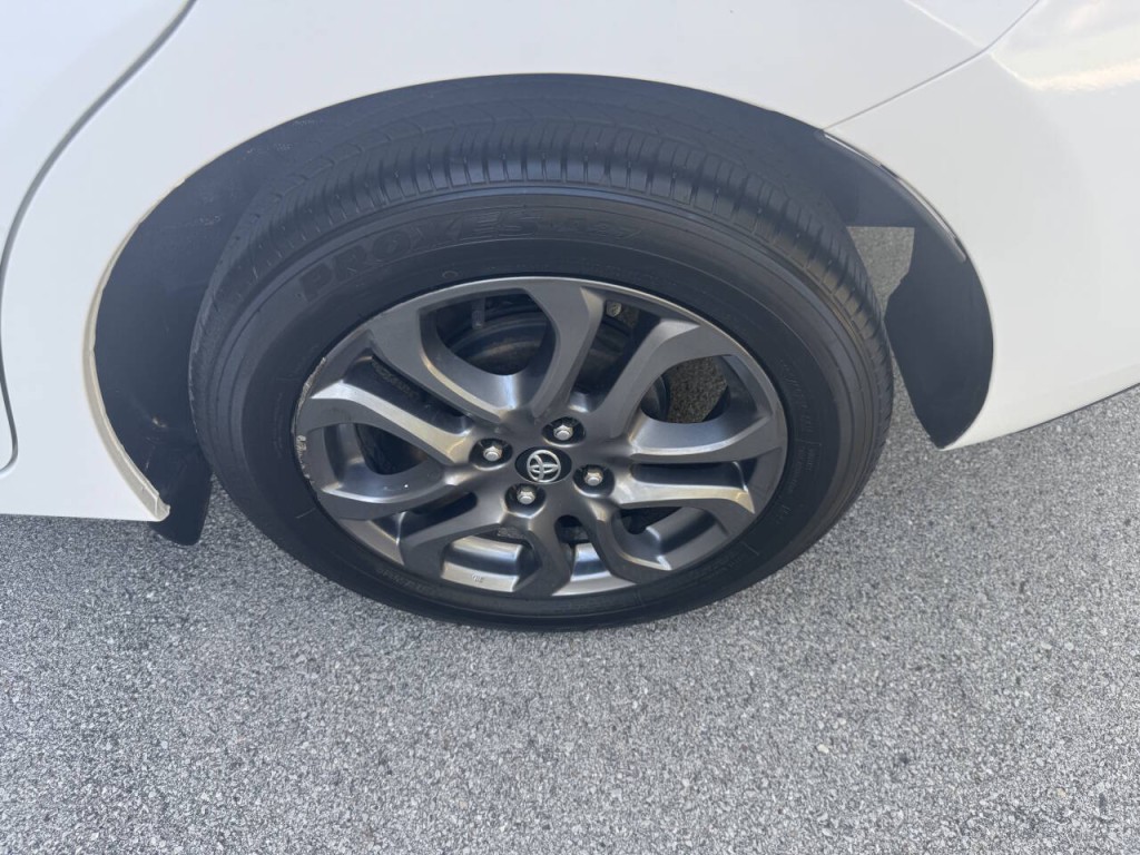 2019 Toyota Yaris Image 21
