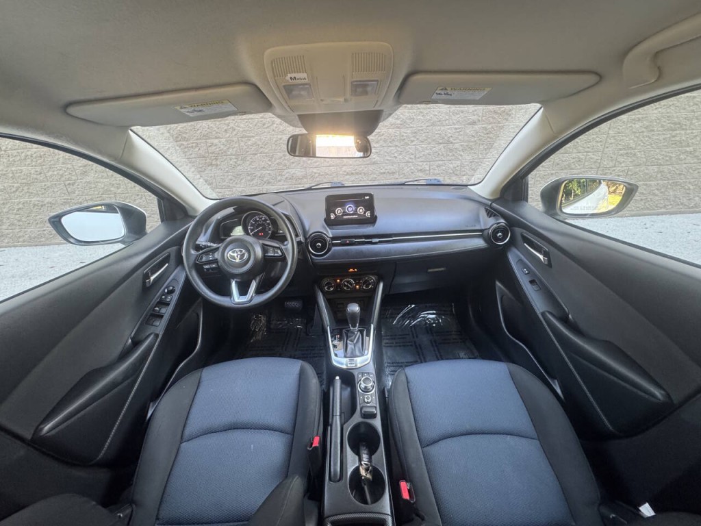2019 Toyota Yaris Image 28