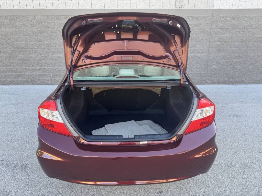 2012 Honda Civic Image 12
