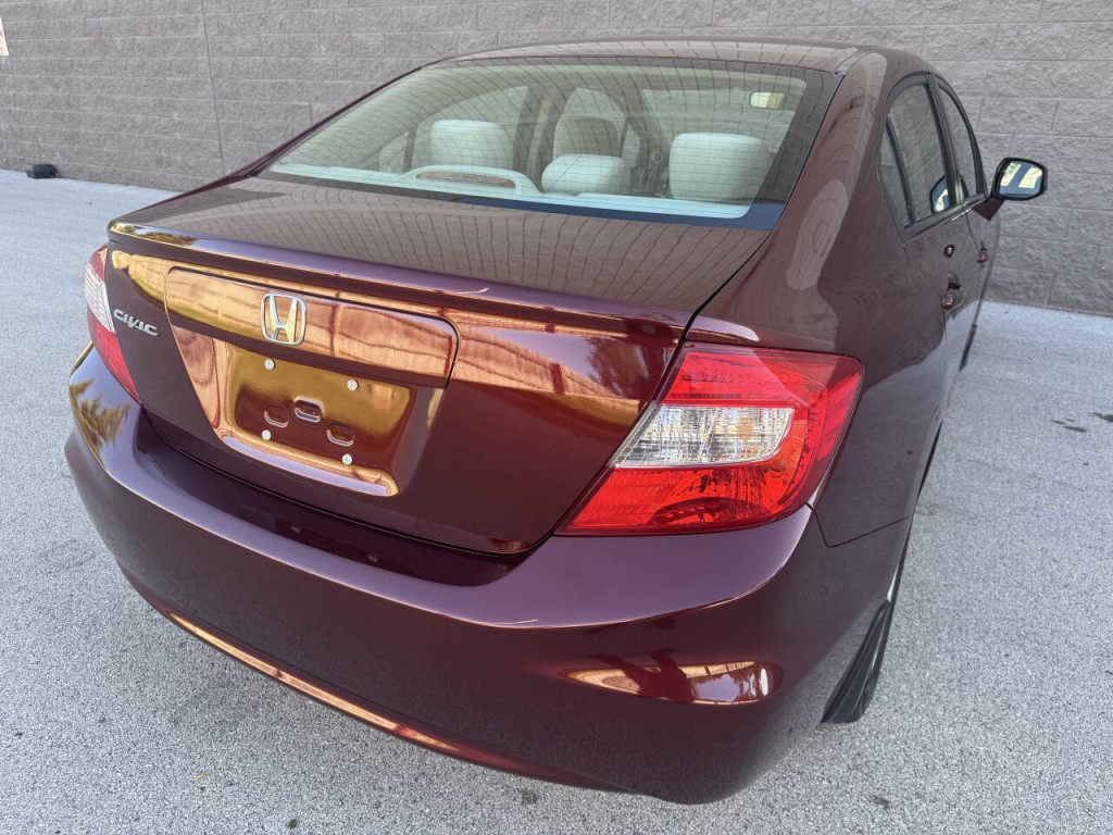 2012 Honda Civic Image 13