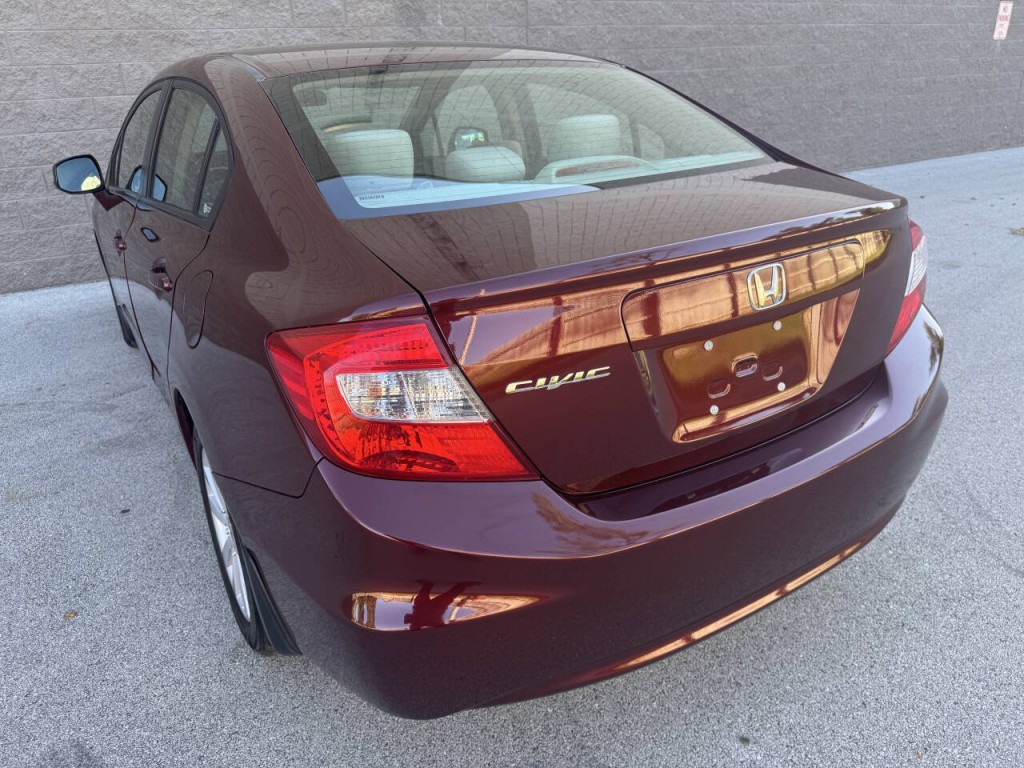 2012 Honda Civic Image 15