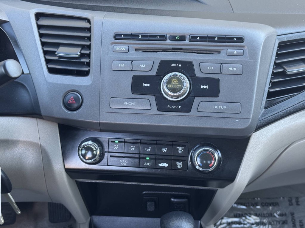 2012 Honda Civic Image 26