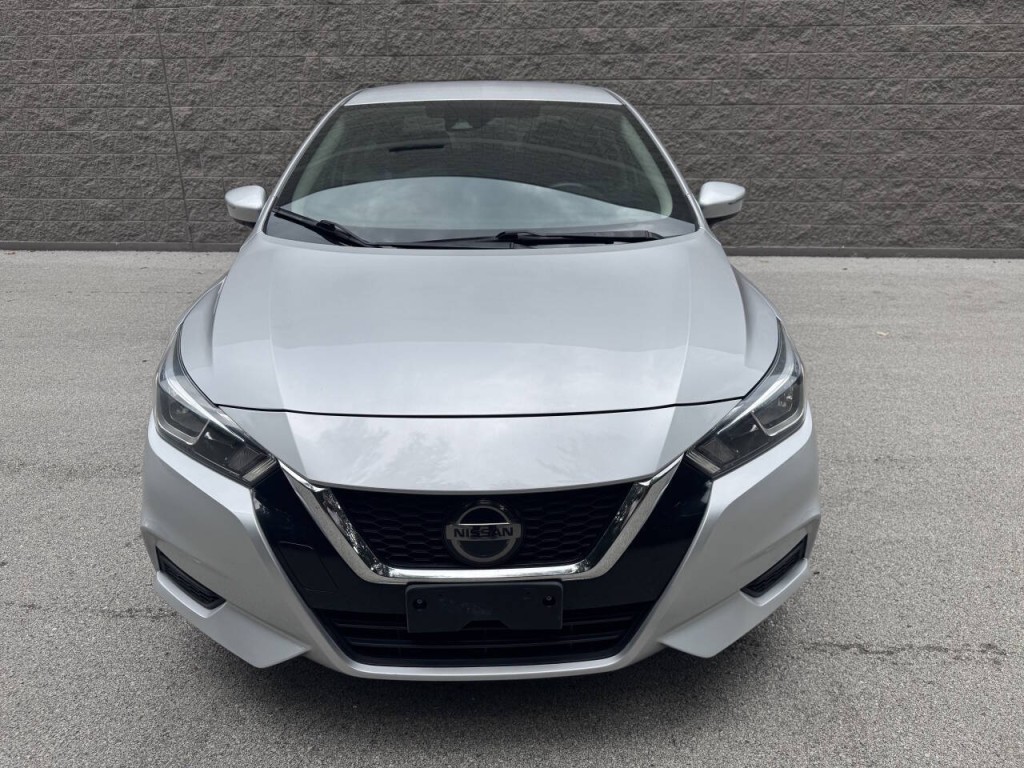 2020 Nissan Versa Image 5