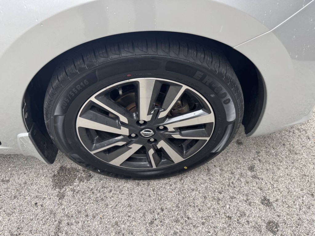 2020 Nissan Versa Image 20