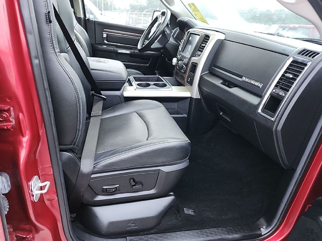 2014 RAM 1500 Image 4