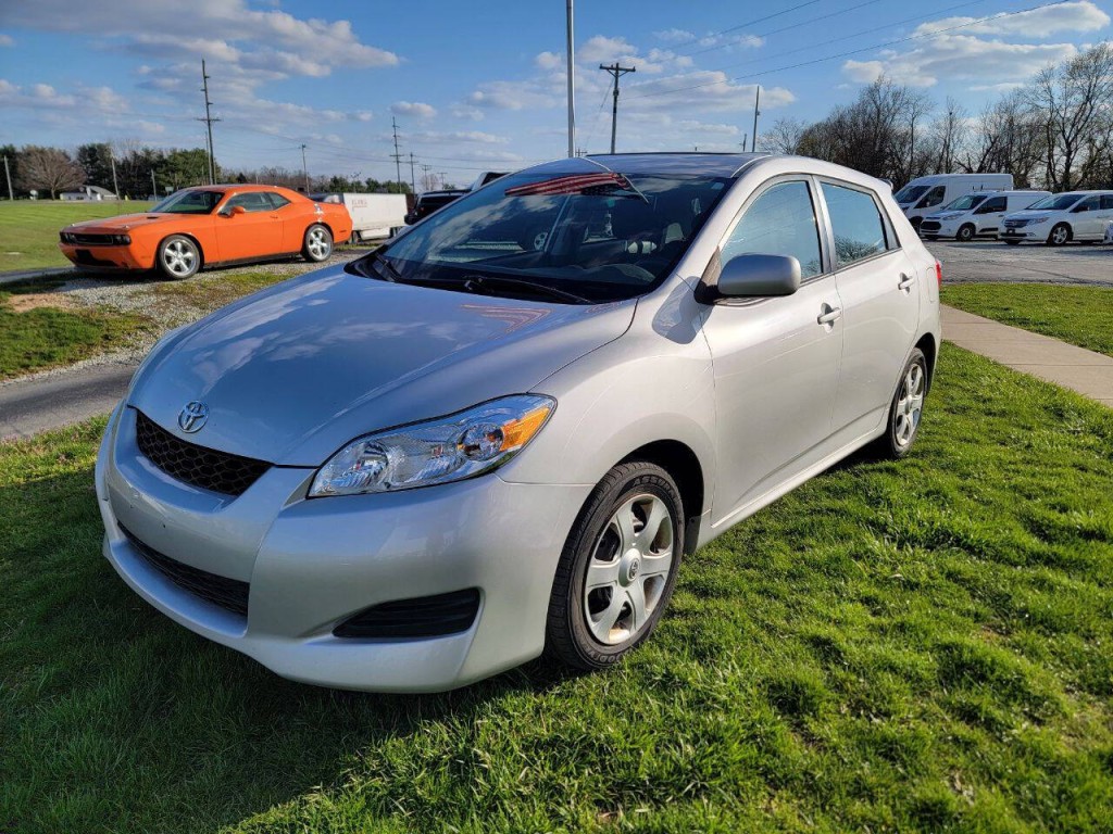 2009 Toyota Matrix Image 2