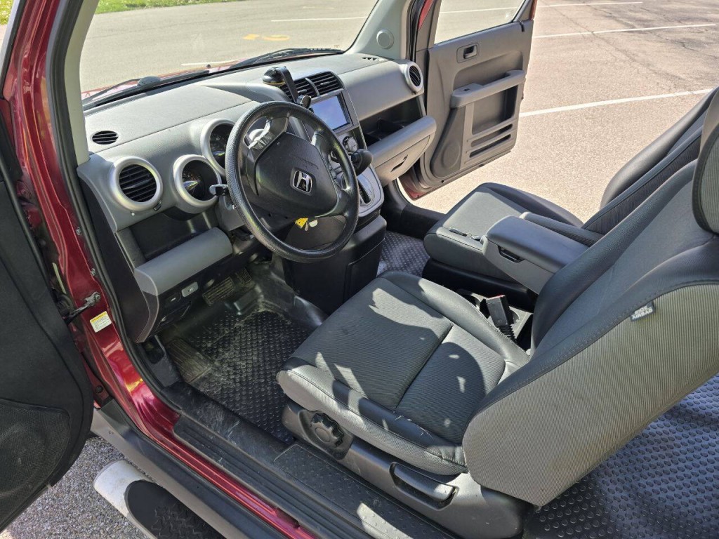 2006 Honda Element Image 13
