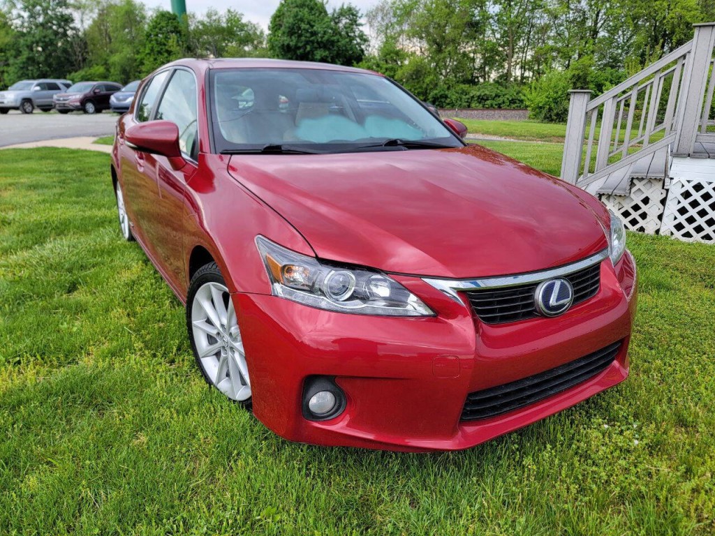 2013 Lexus CT 200h Image 4