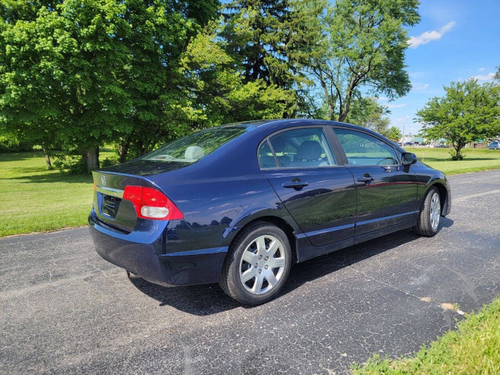 2011 Honda Civic Image 7