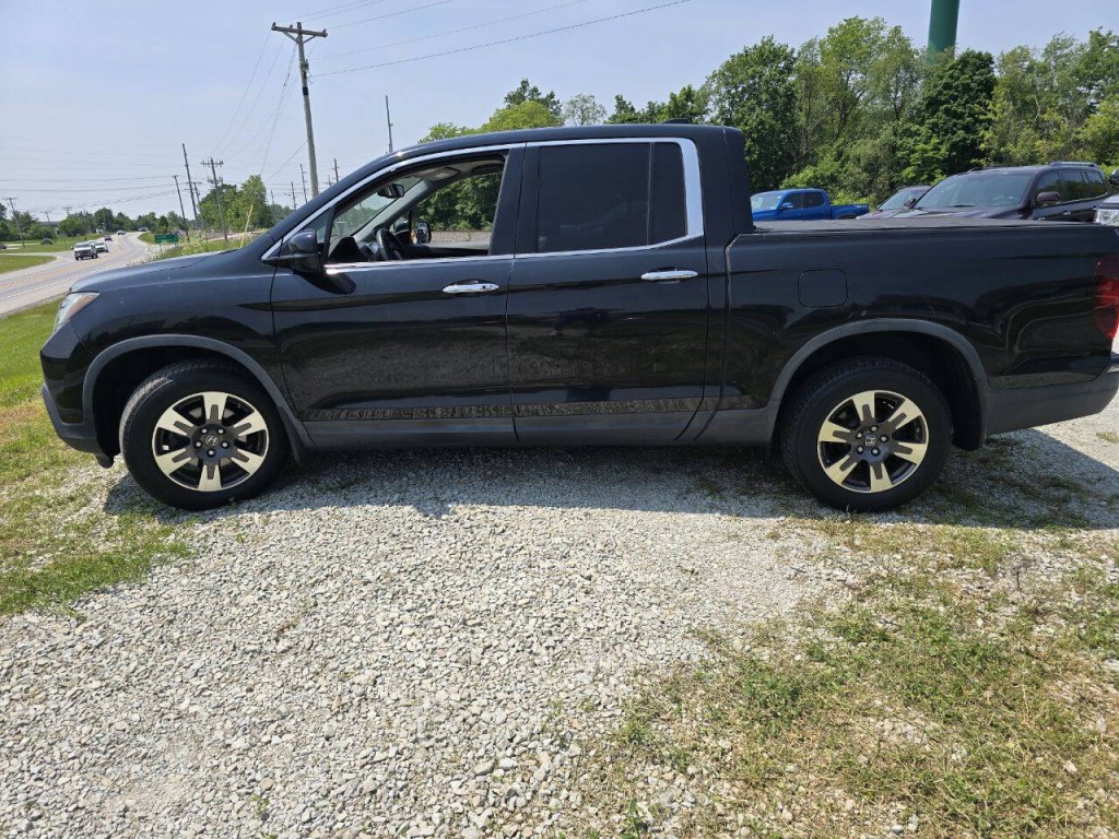 2017 Honda Ridgeline Image 9
