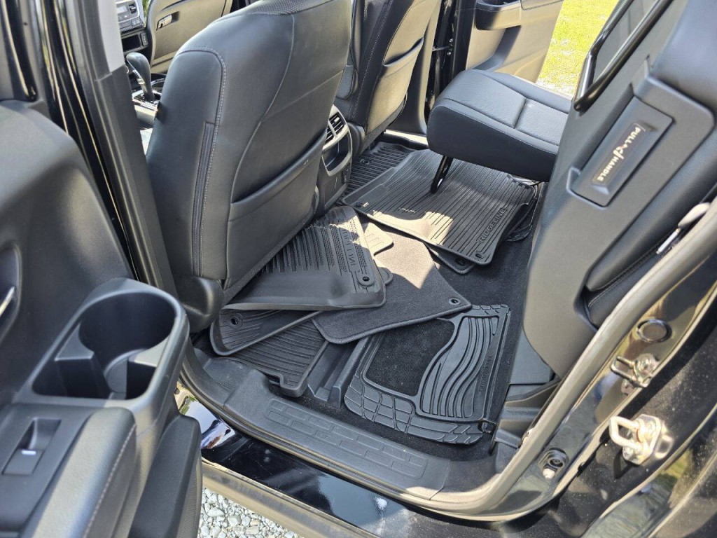 2017 Honda Ridgeline Image 21