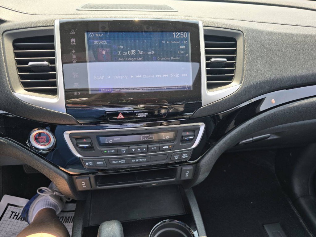 2017 Honda Ridgeline Image 28