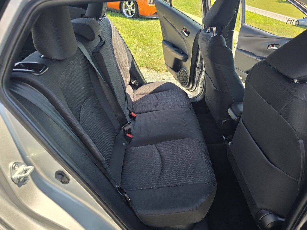 2017 Toyota Prius Image 14