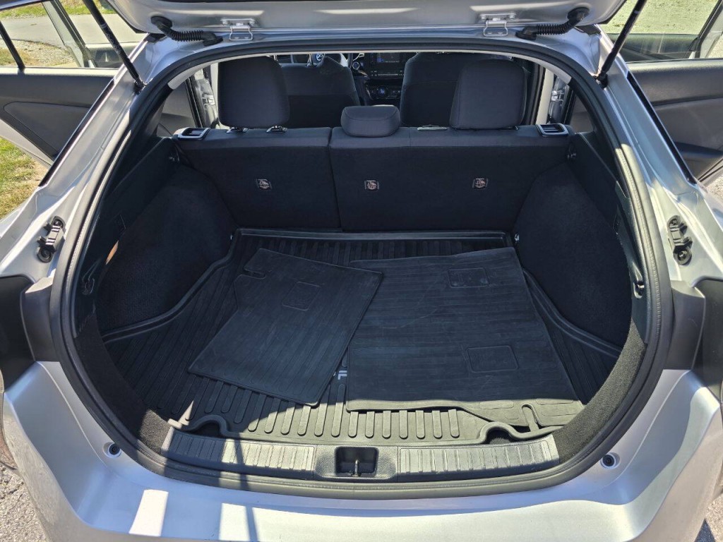 2017 Toyota Prius Image 15