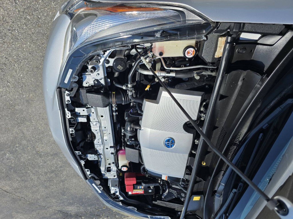2017 Toyota Prius Image 21