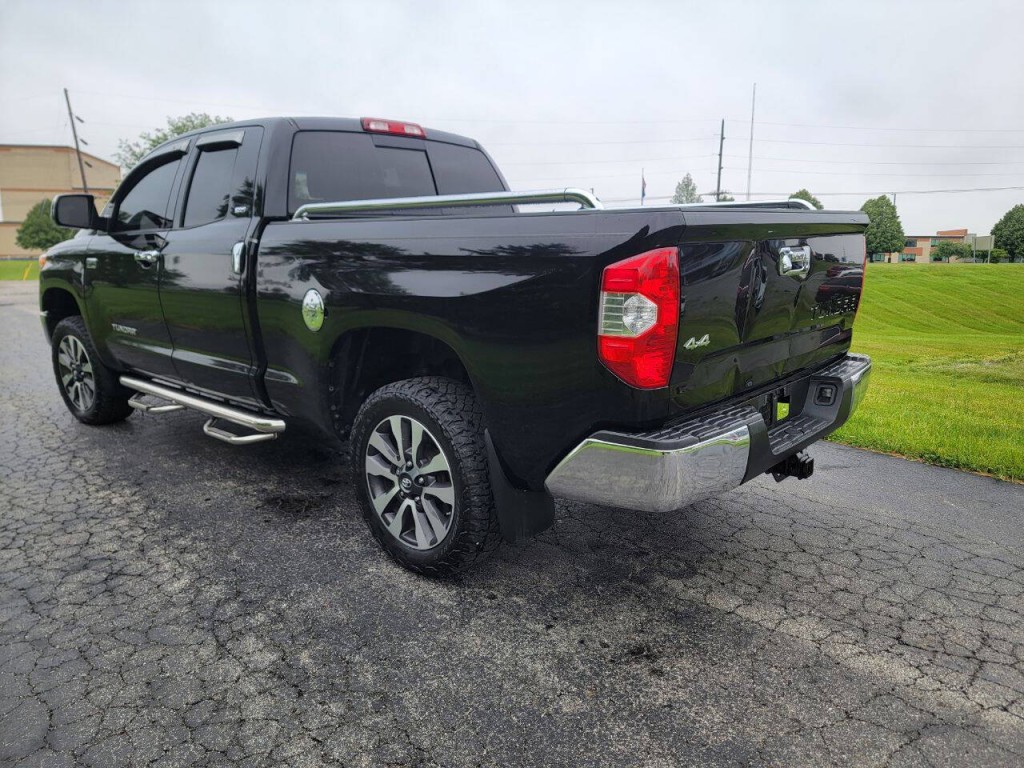 2016 Toyota Tundra Image 12
