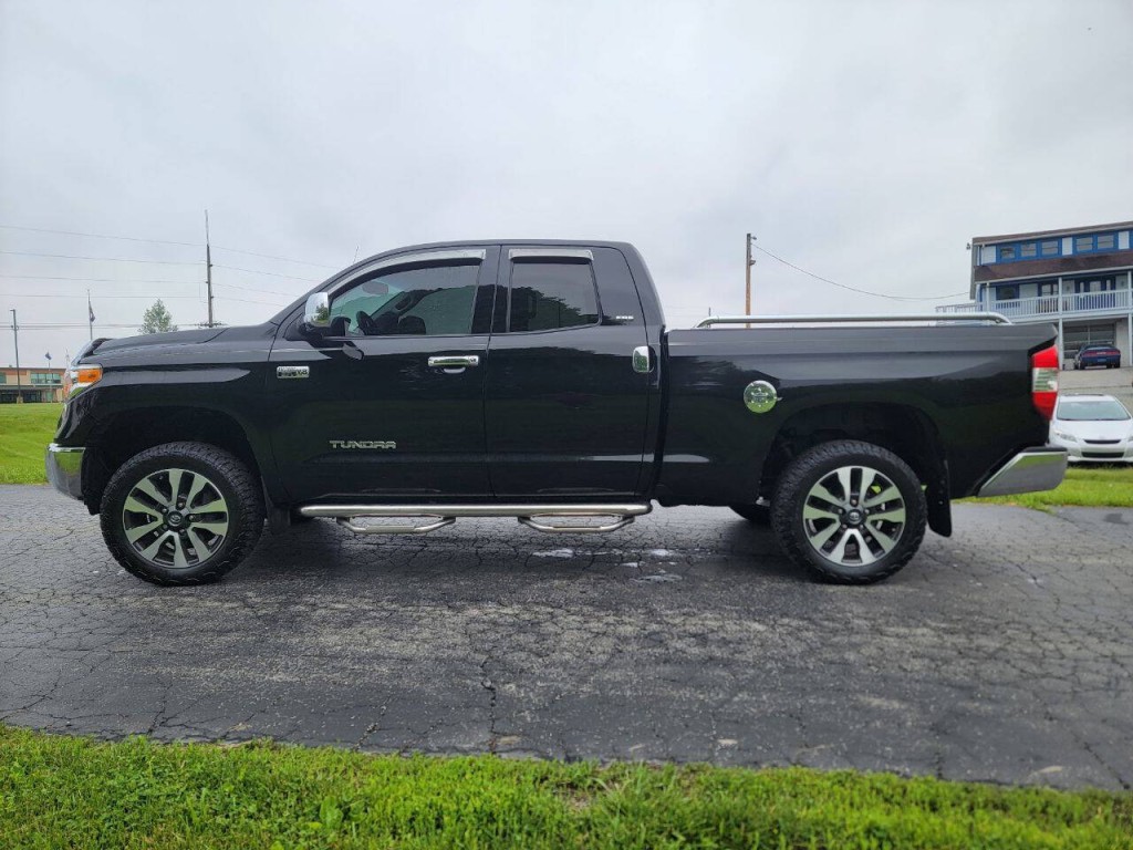 2016 Toyota Tundra Image 13